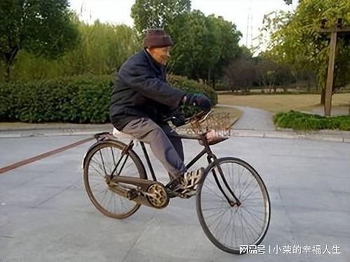 国产老人自行车测评视频,舒适耐用，安全可靠，为您晚年出行保驾护航