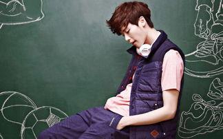 国产年轻男模视频,国产年轻男模魅力瞬间