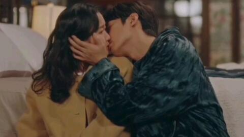 吻戏国产剧纯爱片段视频,国产剧纯爱吻戏片段温情回顾