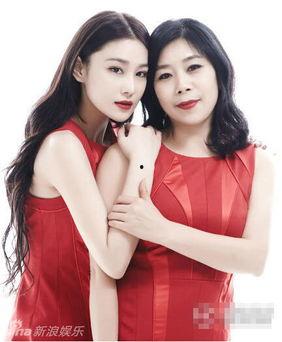 姐妹母女花双飞国产视频,一段禁忌的亲情纠葛